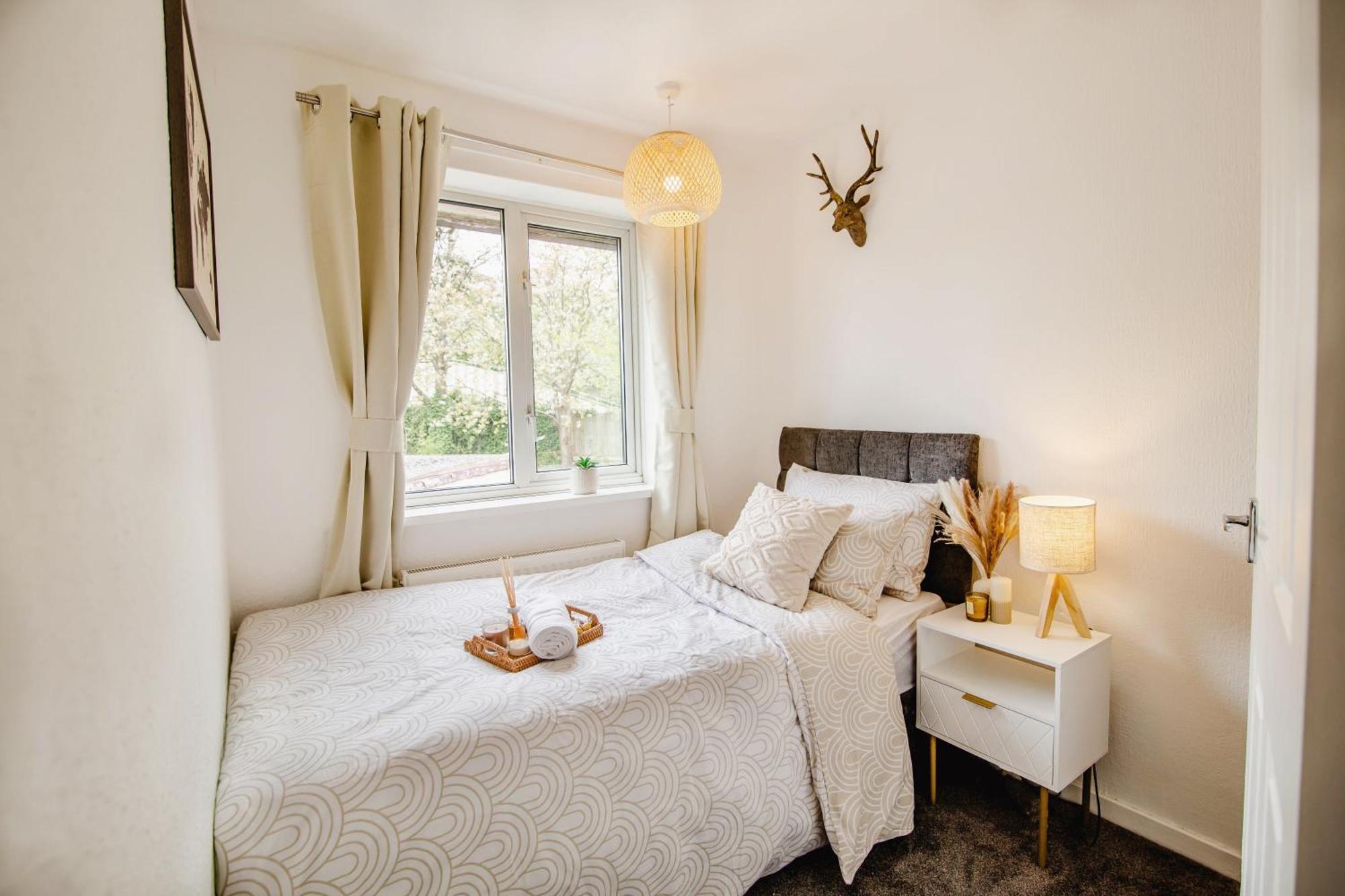 Holiday home Serene Boho Retreat: White Oak Charm House 7ppl Sheffield