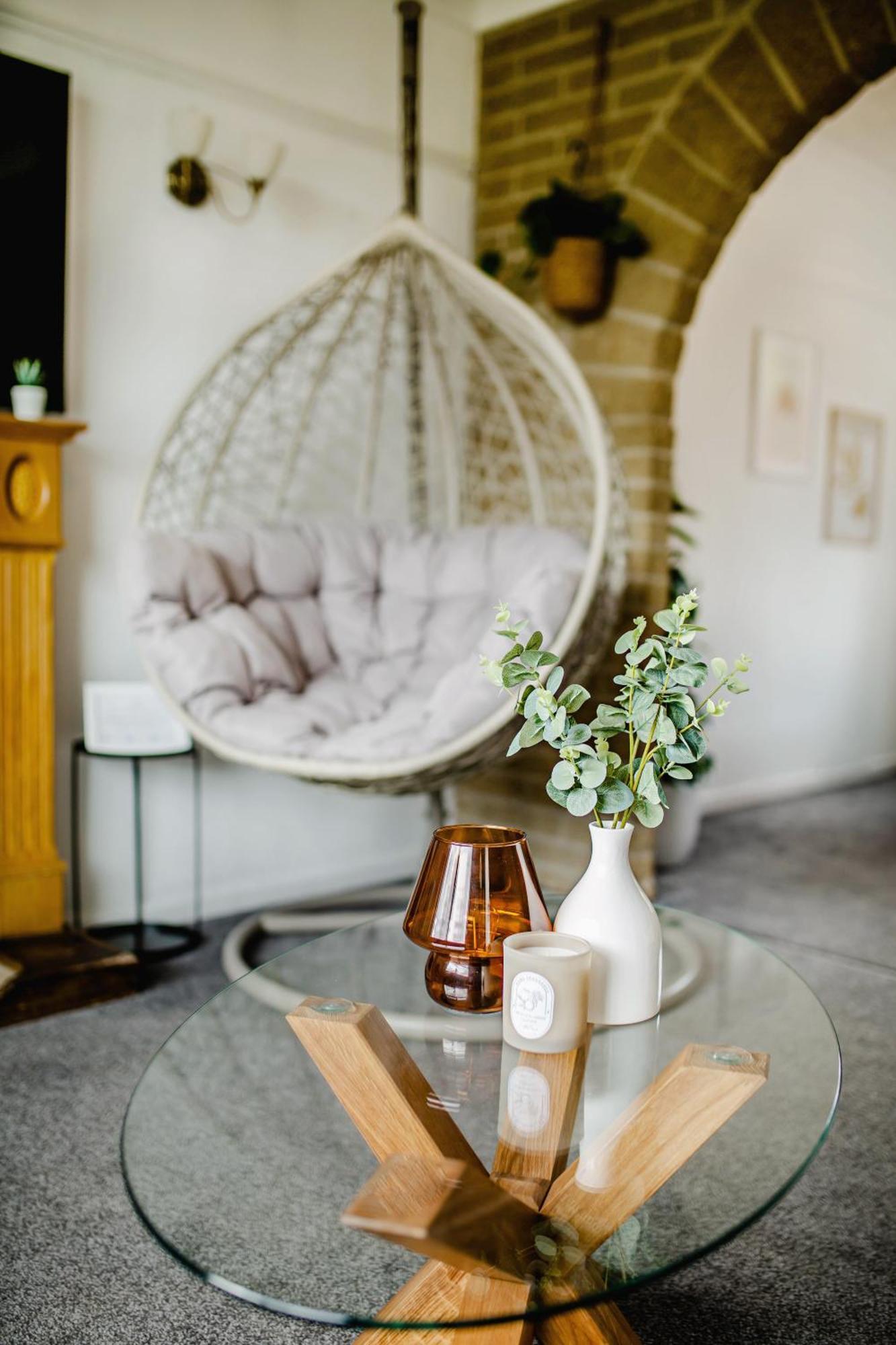Serene Boho Retreat: White Oak Charm House 7ppl *