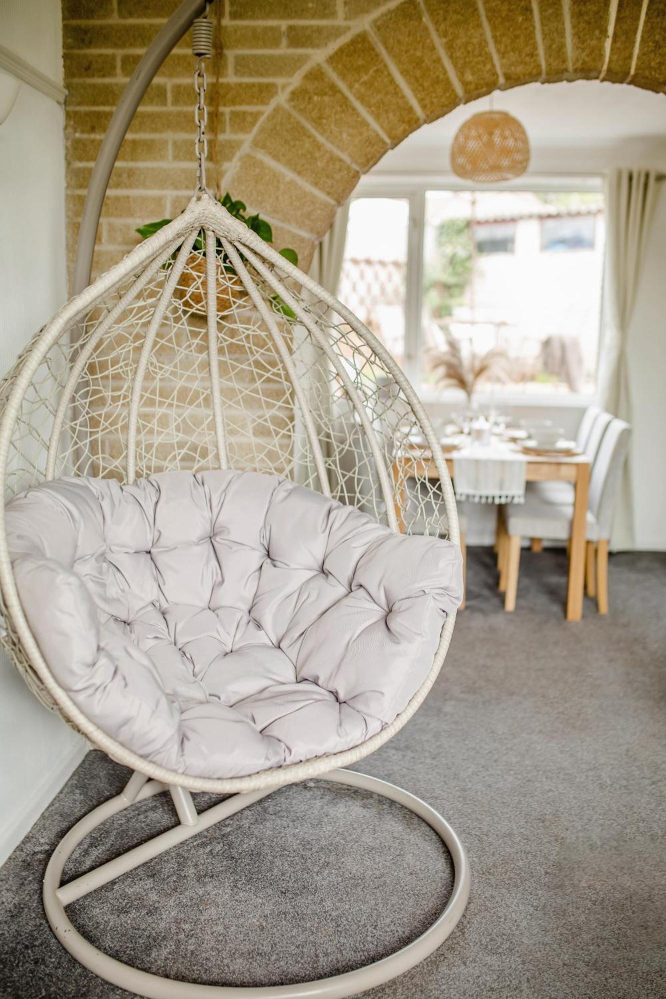 Serene Boho Retreat: White Oak Charm House 7ppl * Sheffield