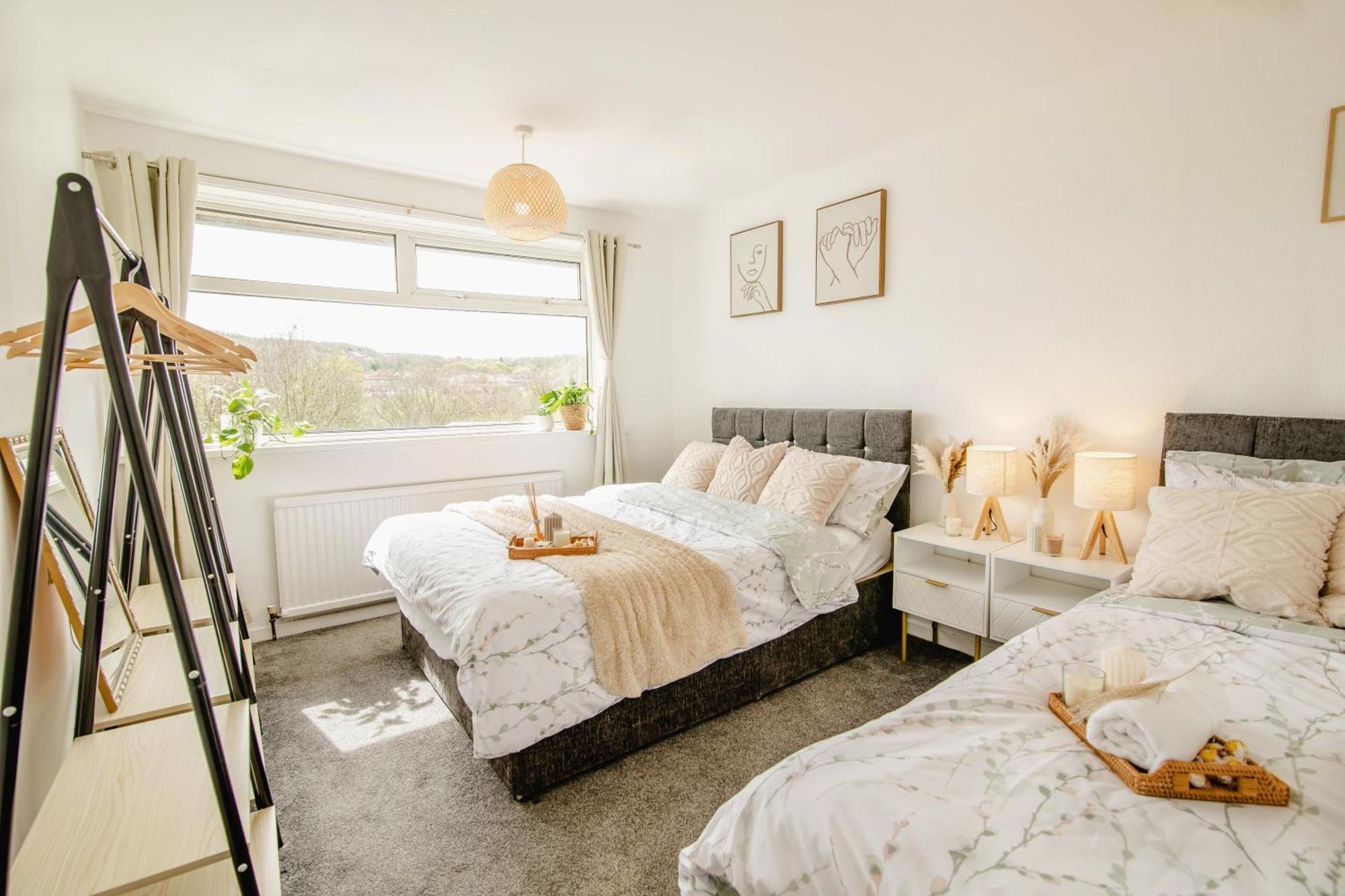 Serene Boho Retreat: White Oak Charm House 7ppl Holiday home Sheffield