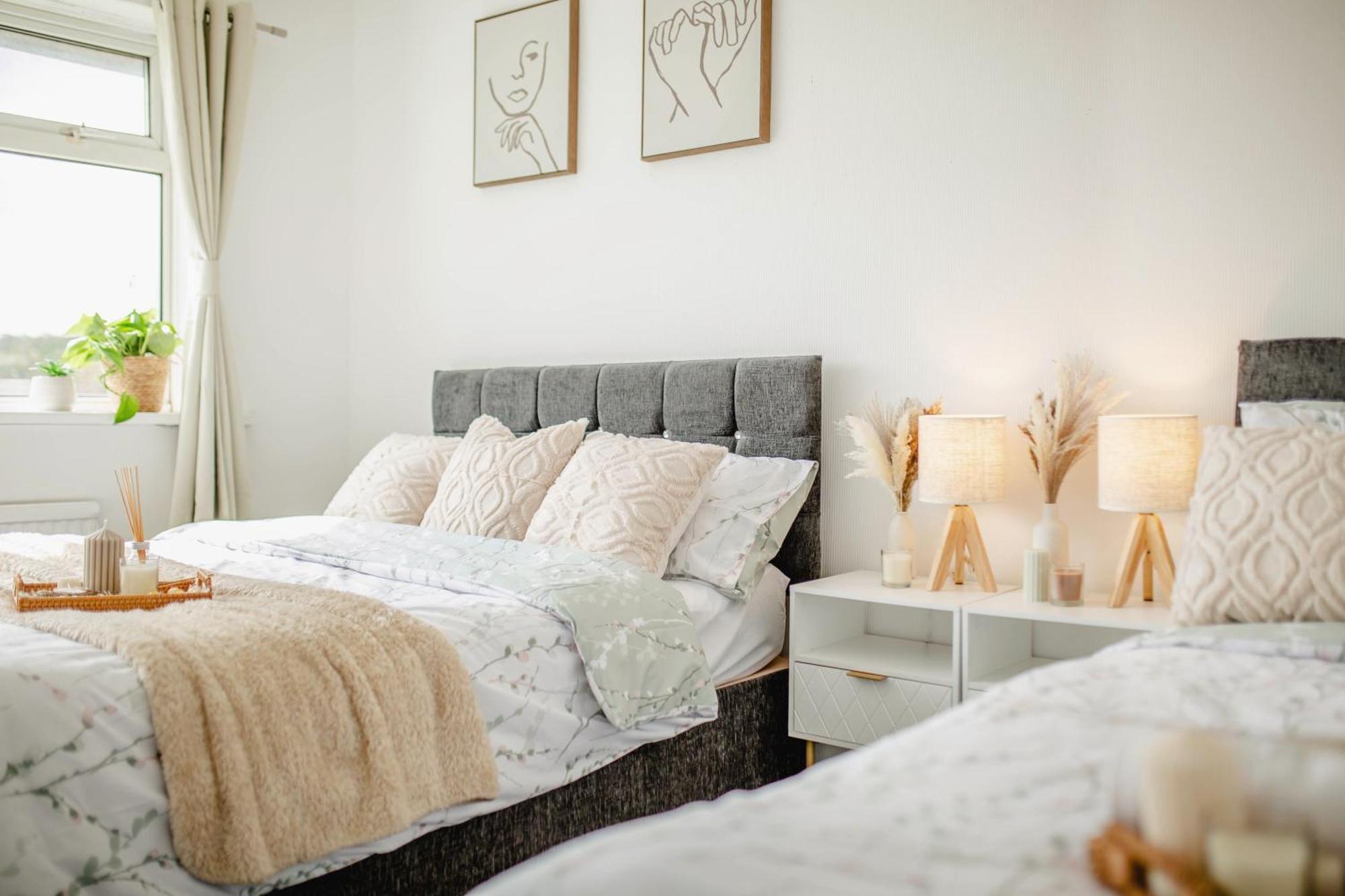 Serene Boho Retreat: White Oak Charm House 7ppl
