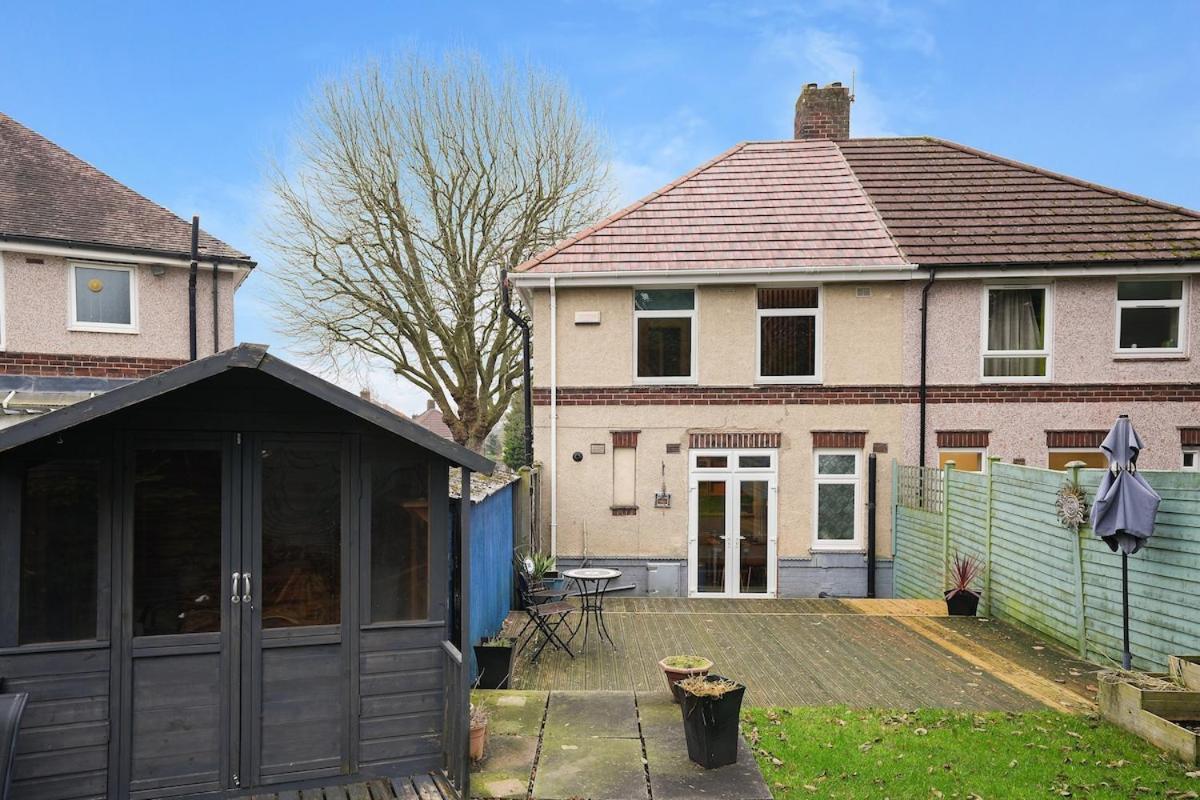 Large 3 Bed Home, Wisewood, Free Parking, Great For Groups - Hosted By Host Save Apartment Sheffield