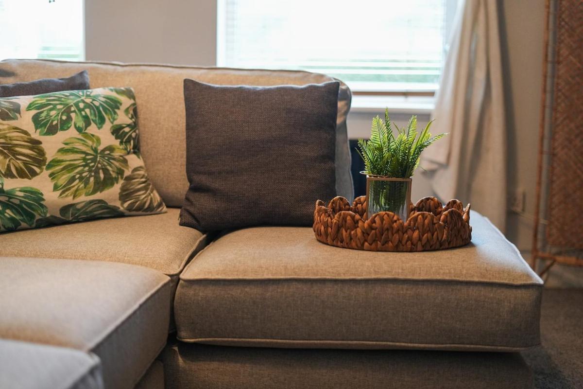 Large 3 Bed Home, Wisewood, Free Parking, Great For Groups - Hosted By Host Save