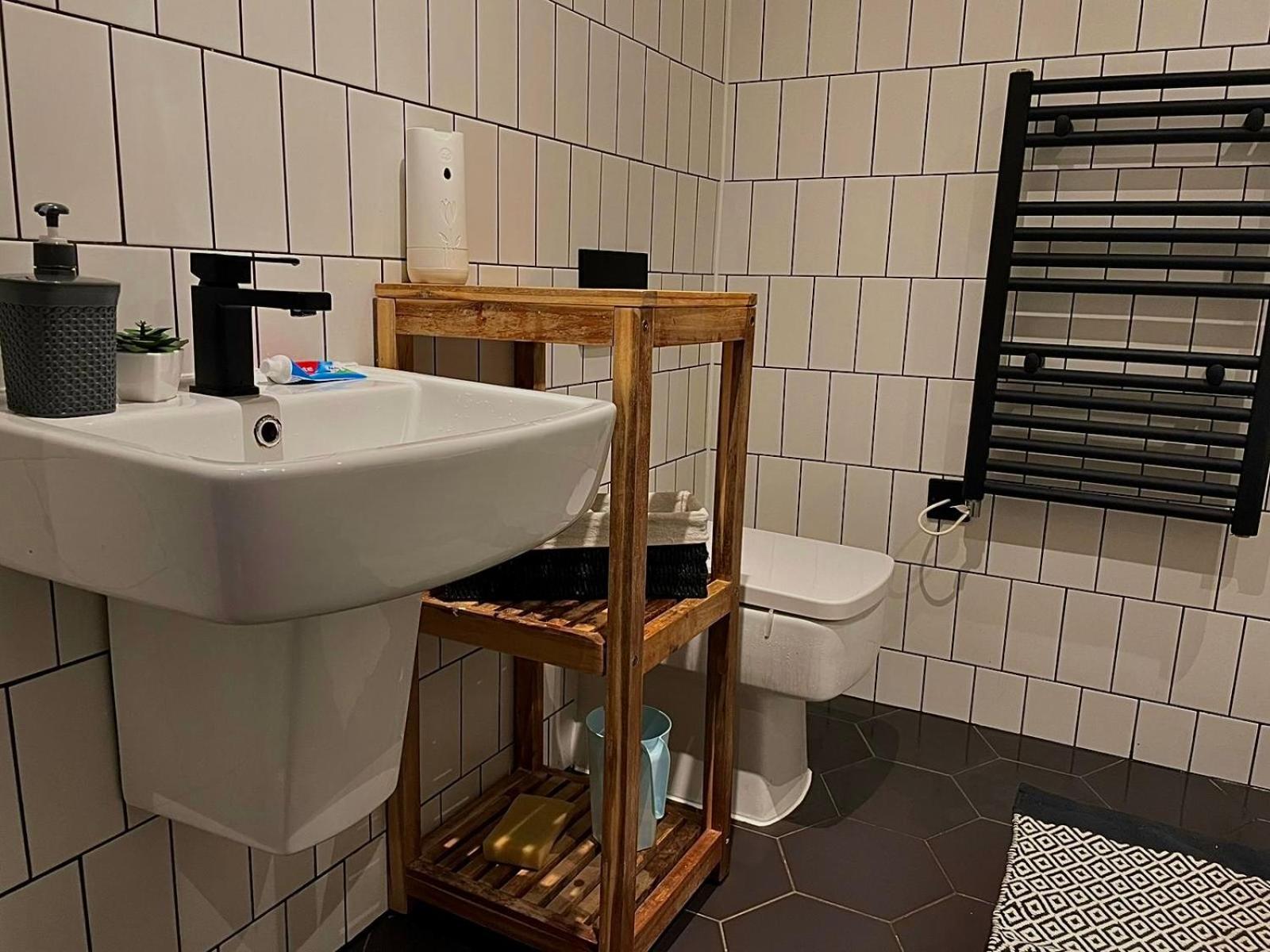 Artistic, Cozy, Stylish, Open Plan, Centre 1br *