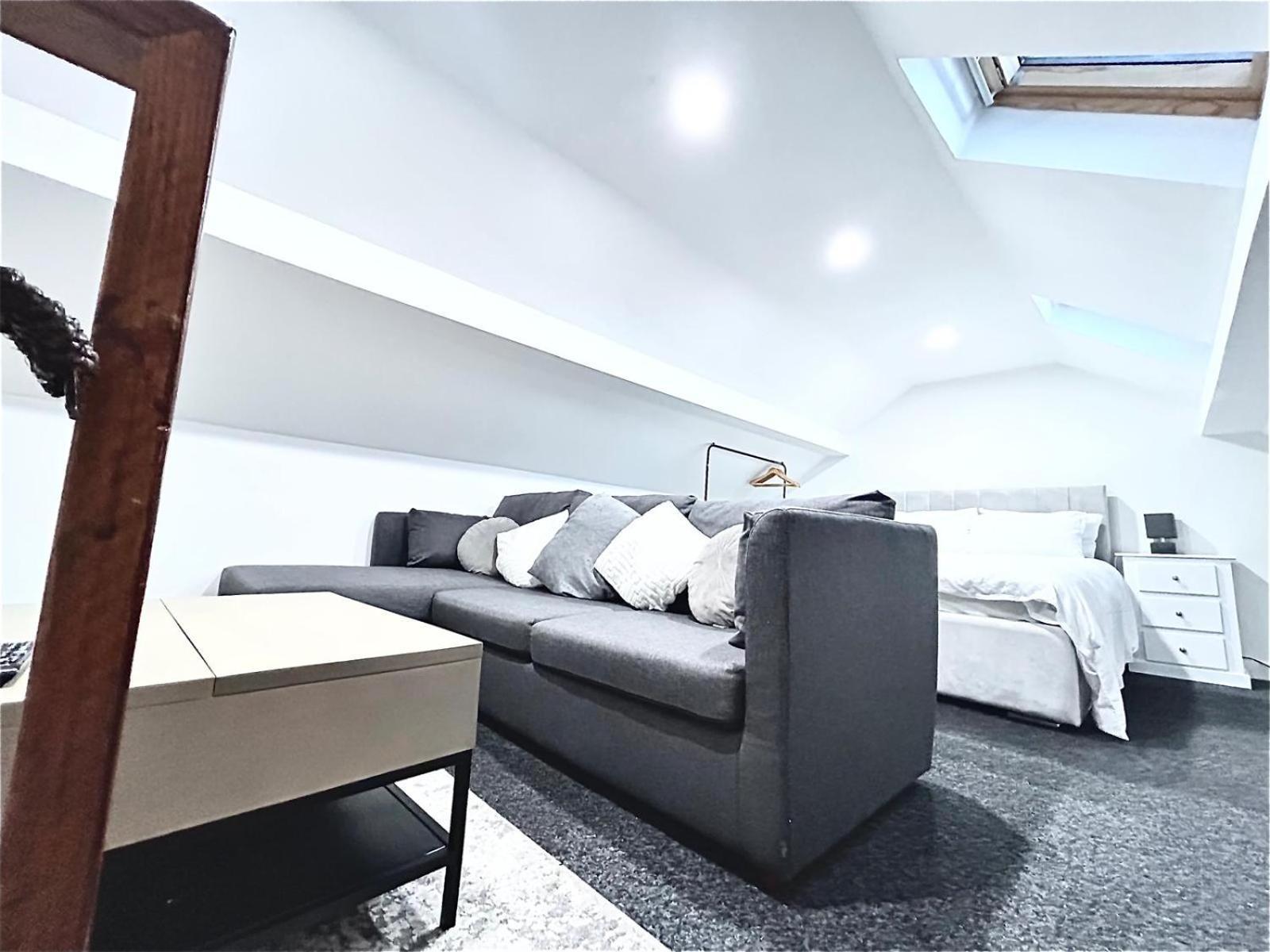 Apartamento Canal, Open Space, Spotless, 2 Levels, 4pp, Free Parking, 5g Wifi Sheffield