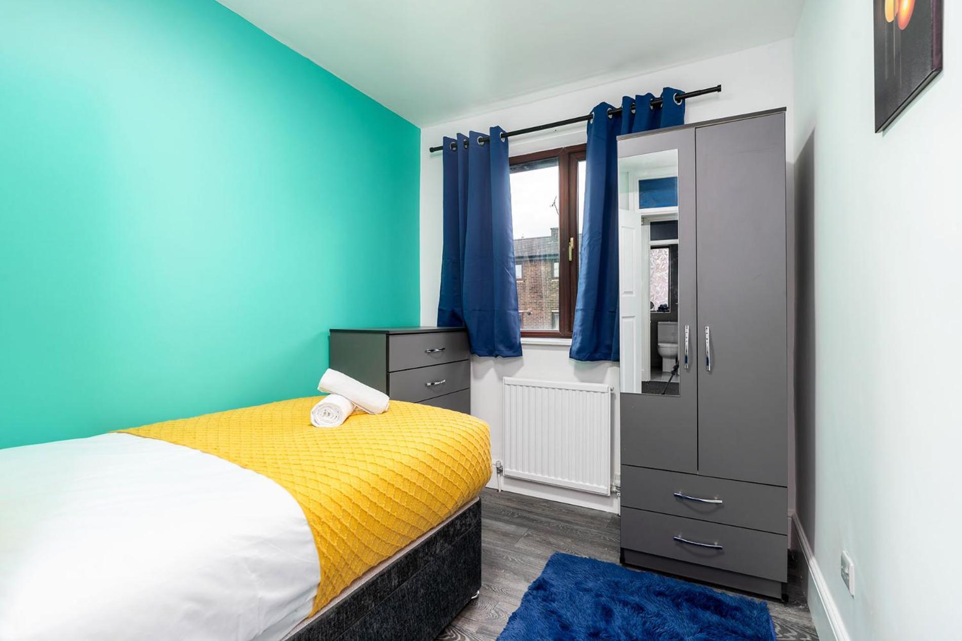 4 Bedroom Flat Near Centre Sleeps 7