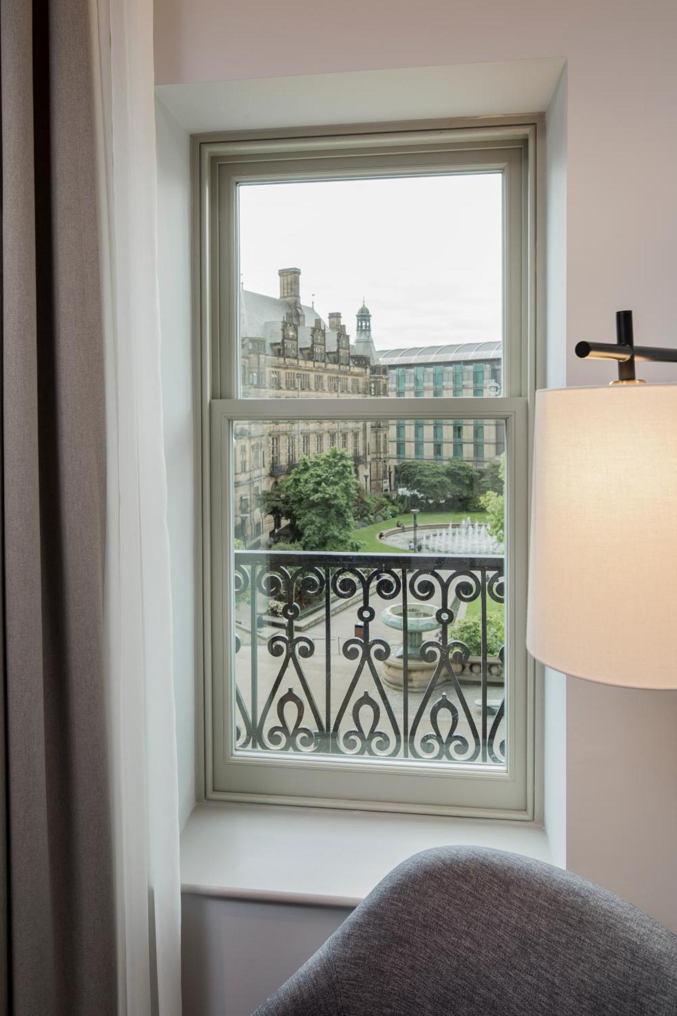 Radisson Blu Hotel, * Sheffield