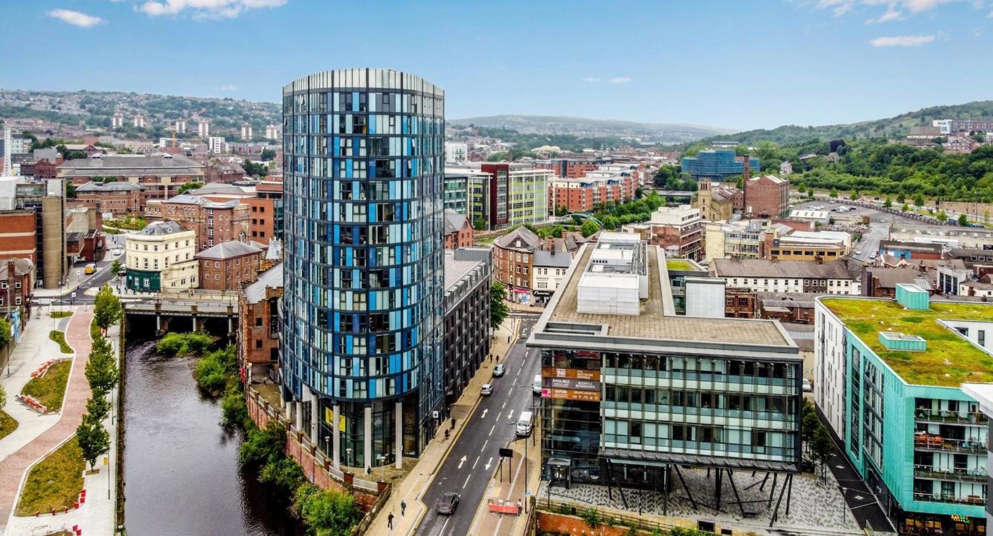 Chic Central, Relaxing, Restful, Retreat, Heated Floors, High Ceiling, Open Plan, Centre, 1br Apartment