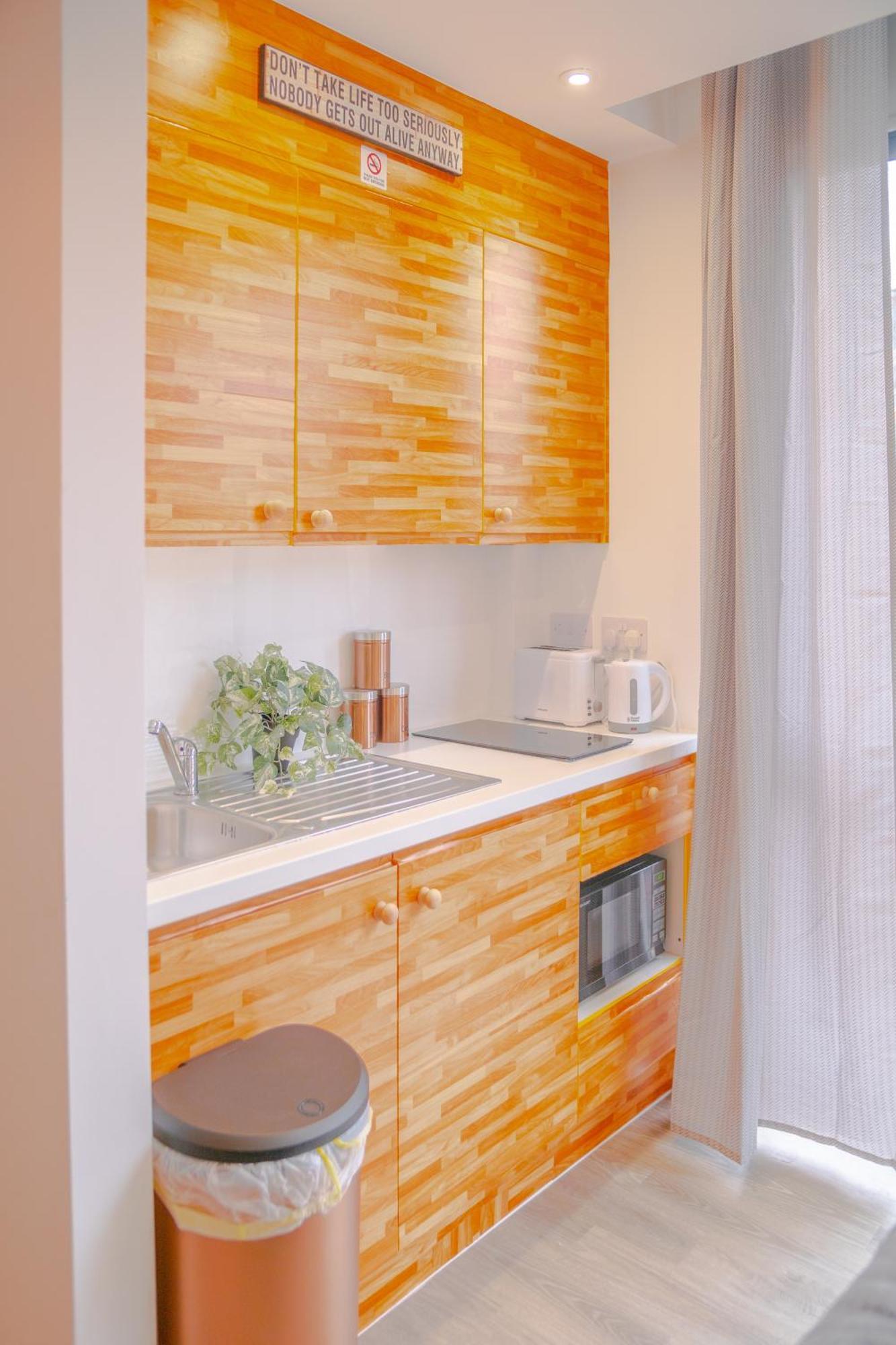 - Modern & Cozy *