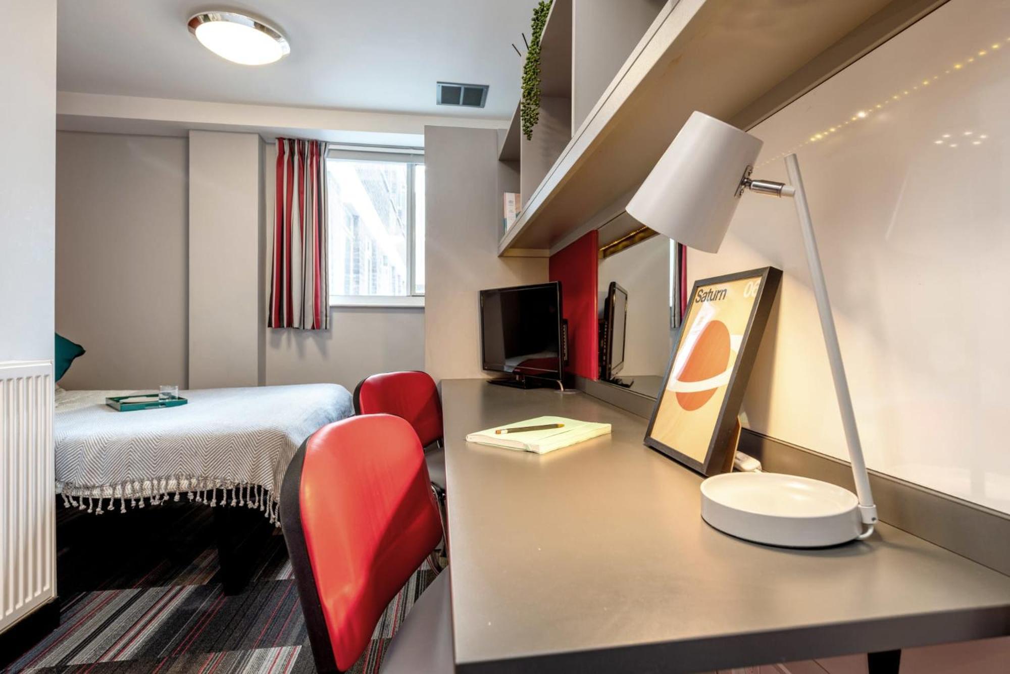 Apartment Student Only - Cosy In The Heart Of - Collegiate The Moor