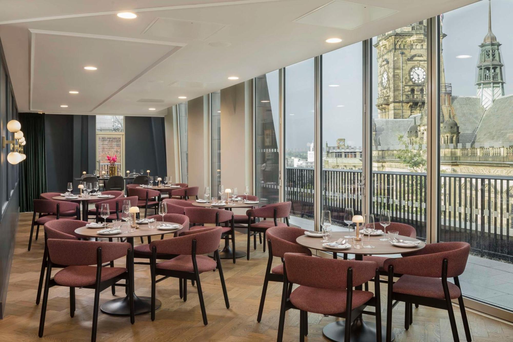 Radisson Blu Hotel, * Sheffield