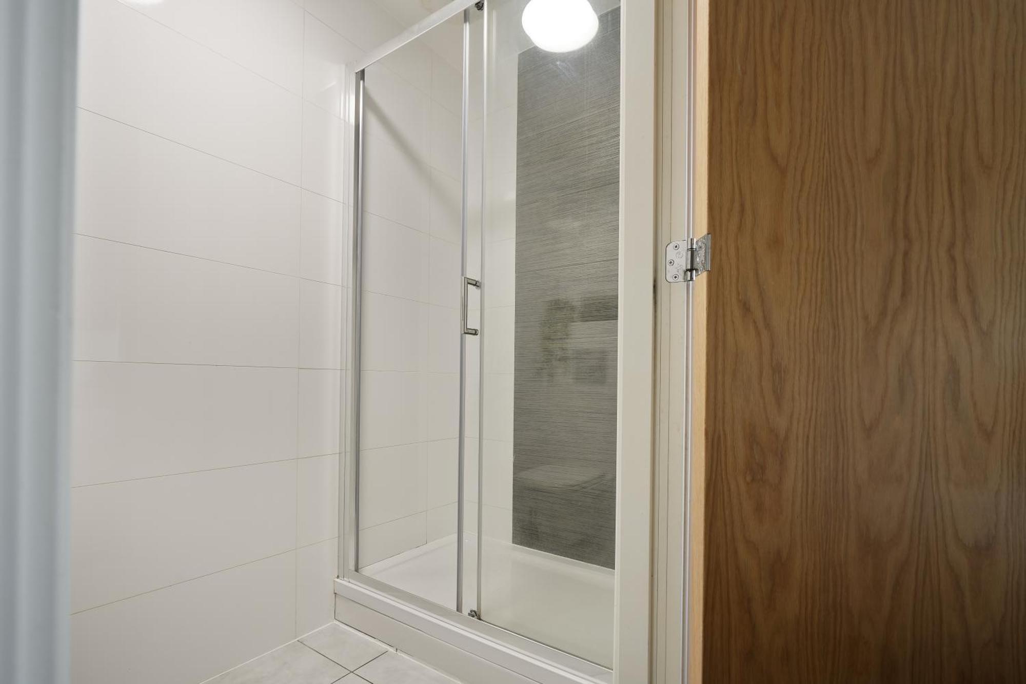 Apartment Cosy One Bedroom In By Eason Ideal For Working Professionals, Hospital Workers And Placements, With Free Parking! Sheffield