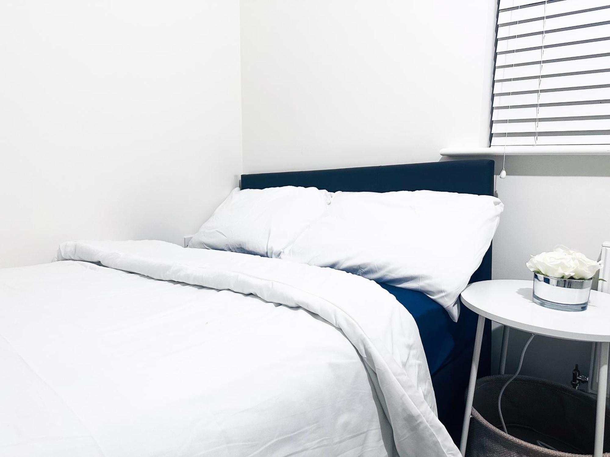 Homestay Luxury 8min To Center, Free Parking