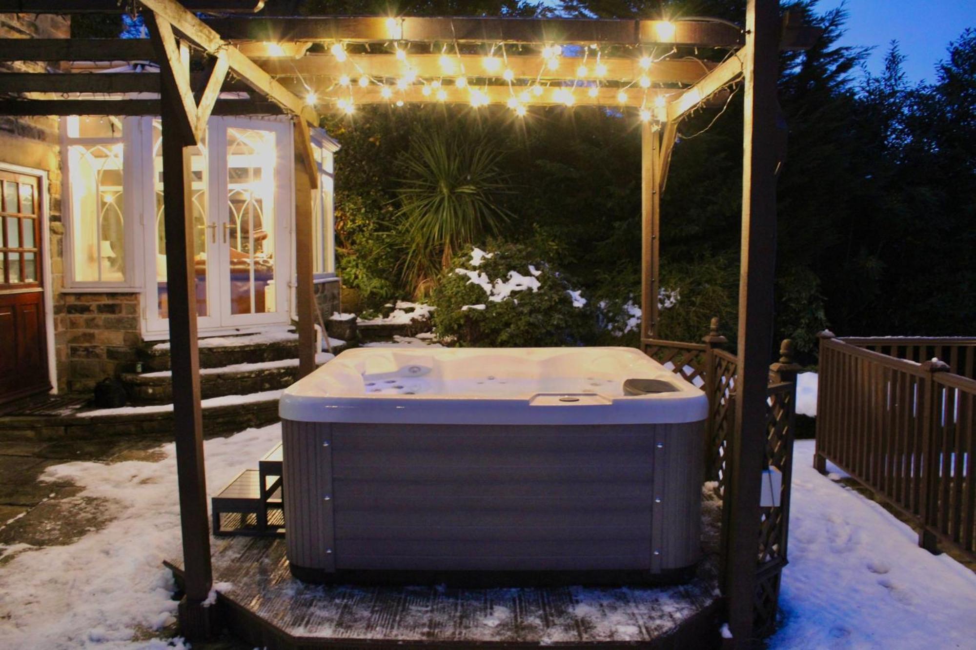 Rural Retreat With Hot Tub, Fire Pit & Games Room * Sheffield