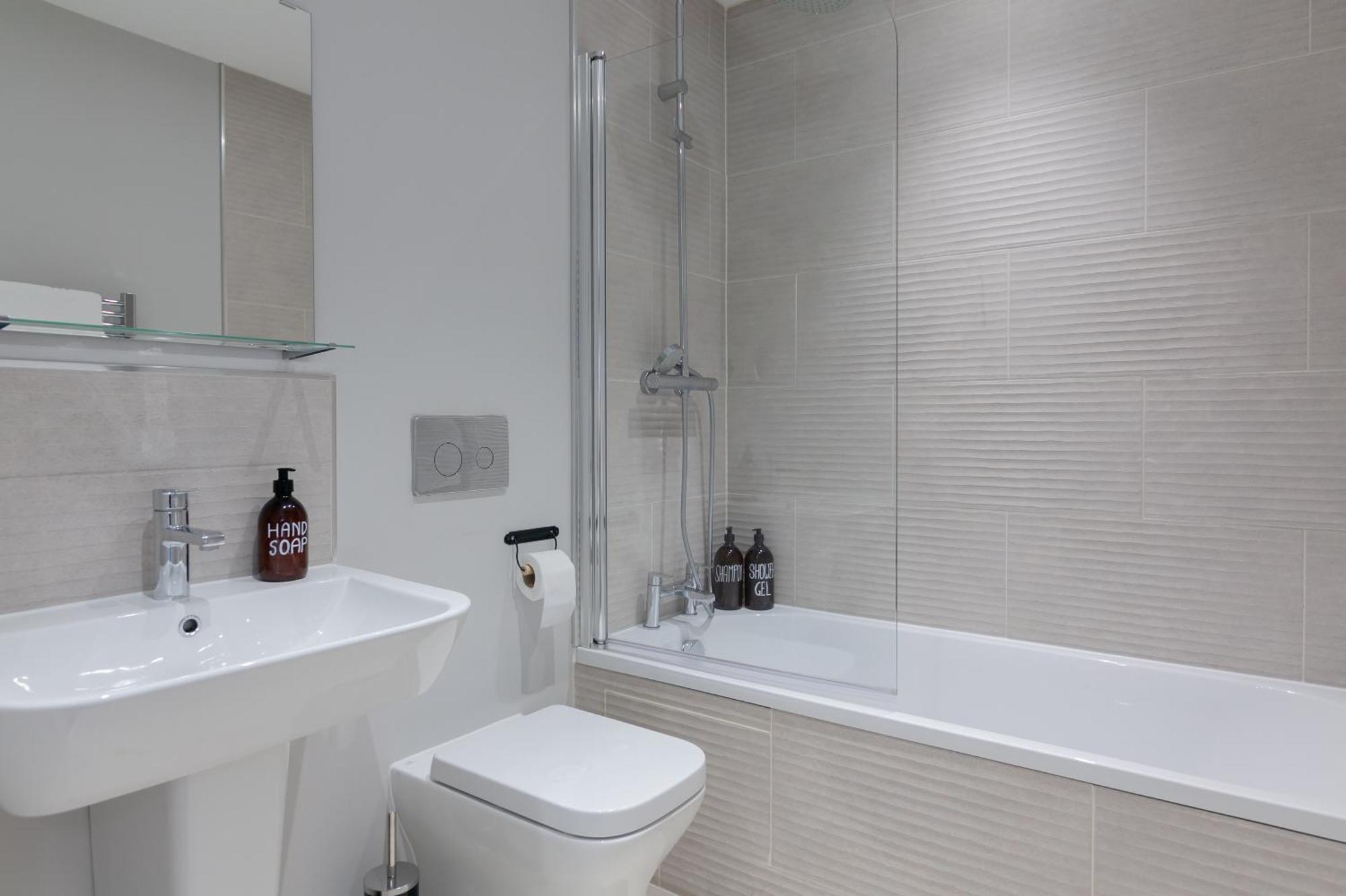 Family Self-contained Apartment Sheffield