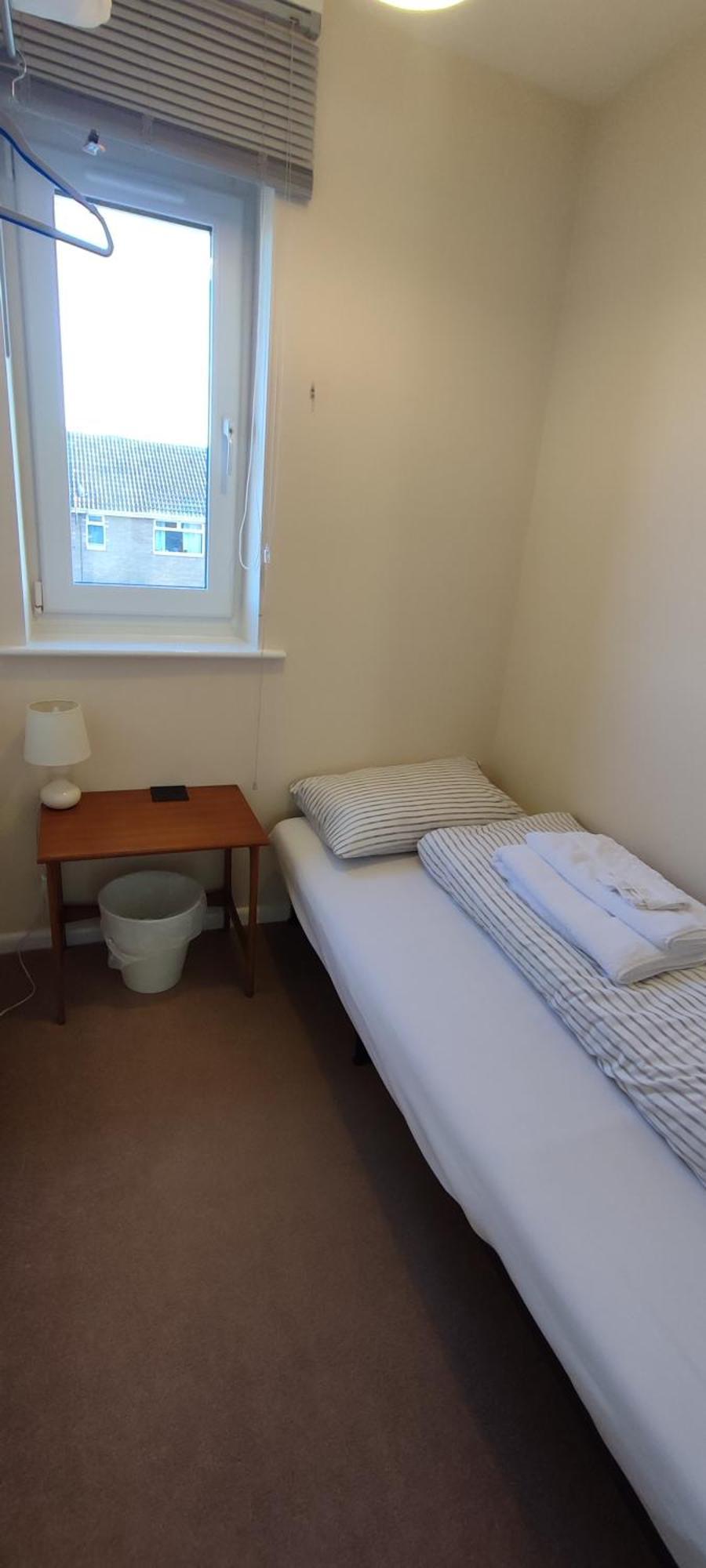Meadowhall Work Or Leisure Off Road Parking With Cctv Holiday home Sheffield