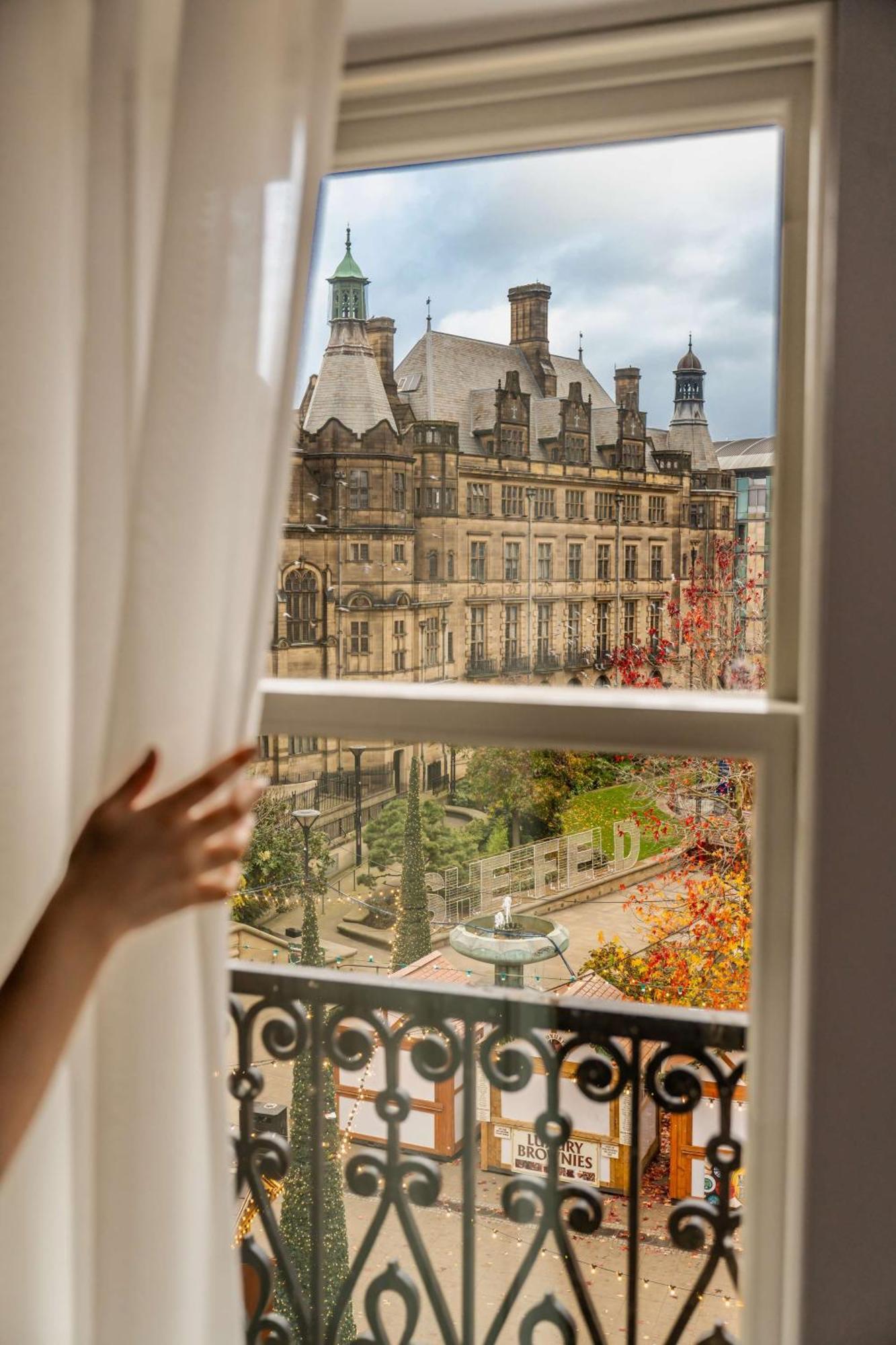 Radisson Blu Hotel, * Sheffield
