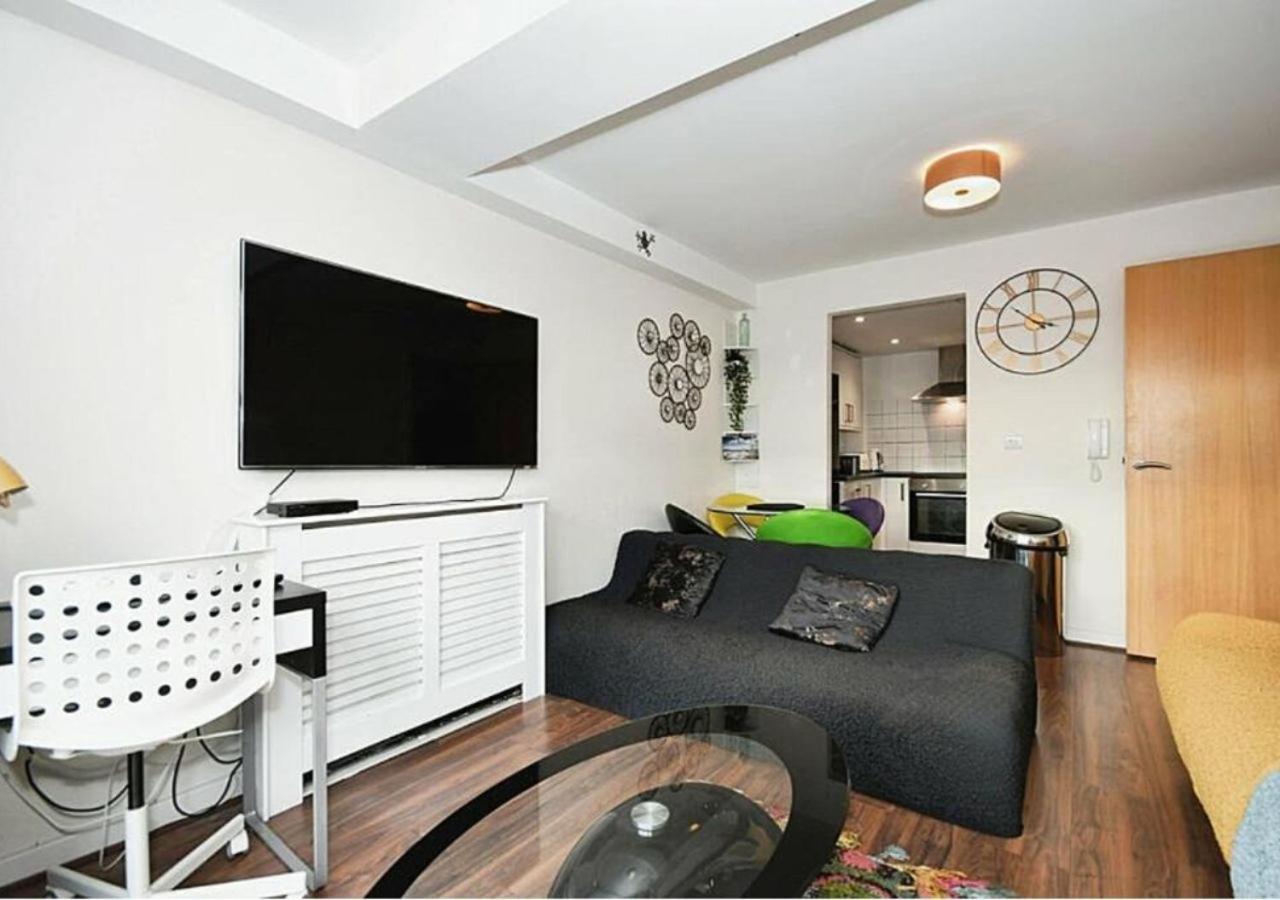 Igloo Viewpoint Centre & Free Parking Apartment