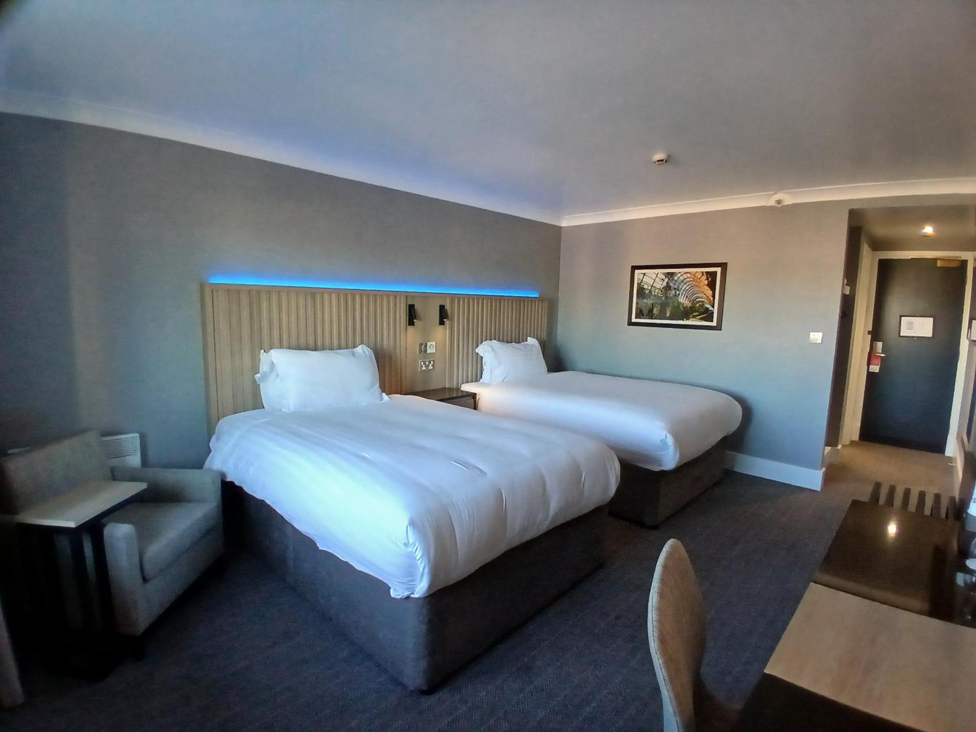 Hotel Western The Quays 4*