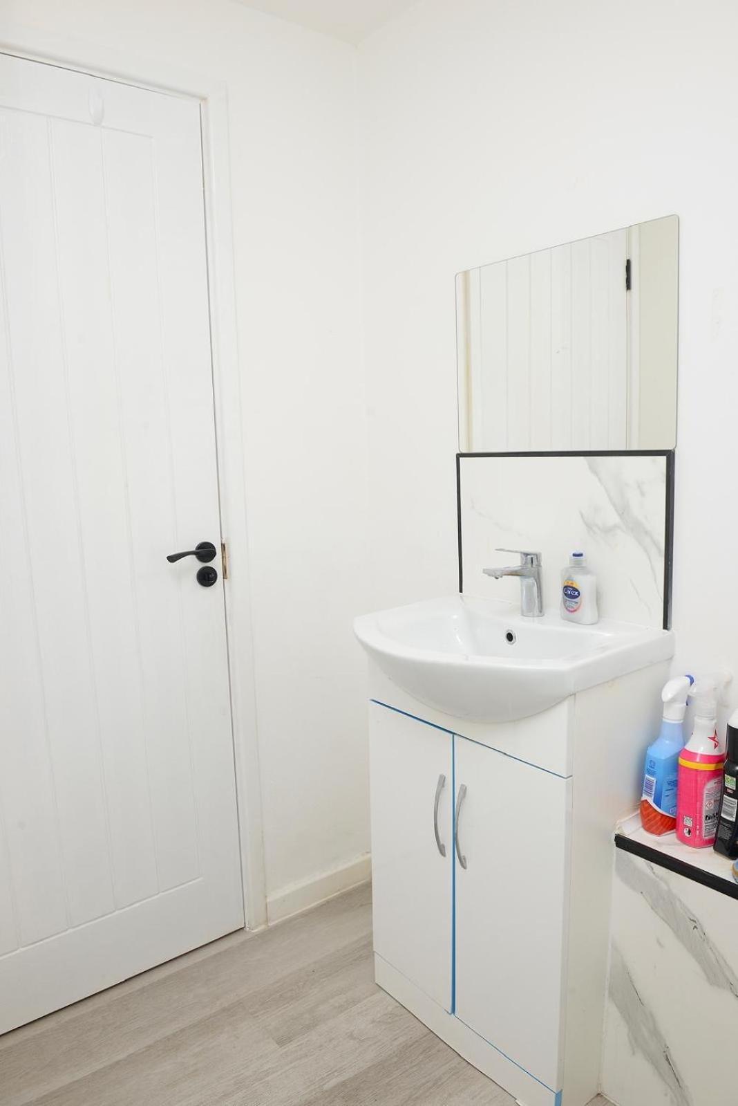 E And E Haven Guest house Sheffield