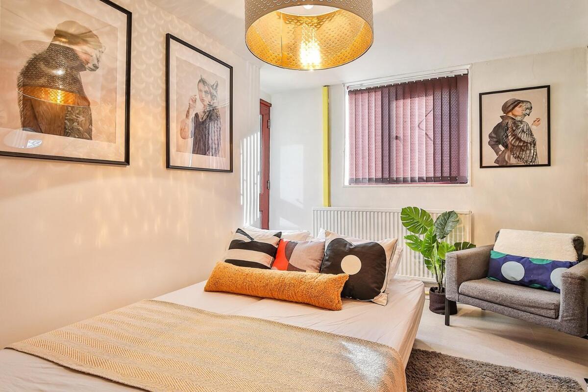 George House-weeklystay-centrelocation-student-business-parking-sleep8
