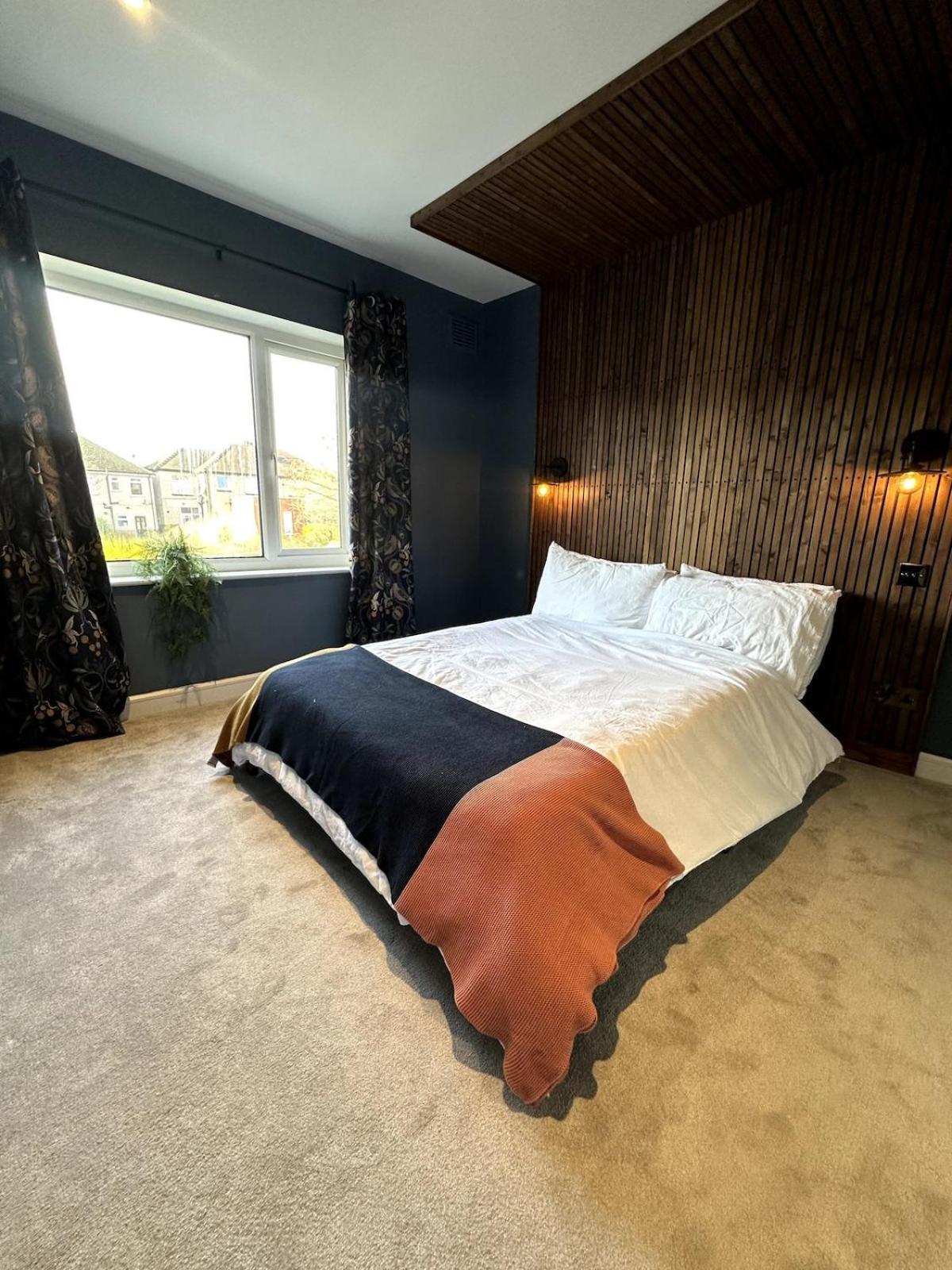 Newly Renovated 2-bed * Sheffield