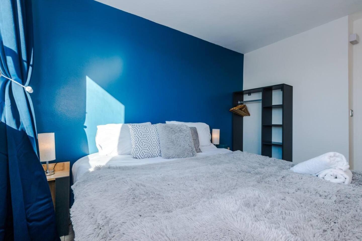 Apartment High-spec Penthouse Free Parking Space