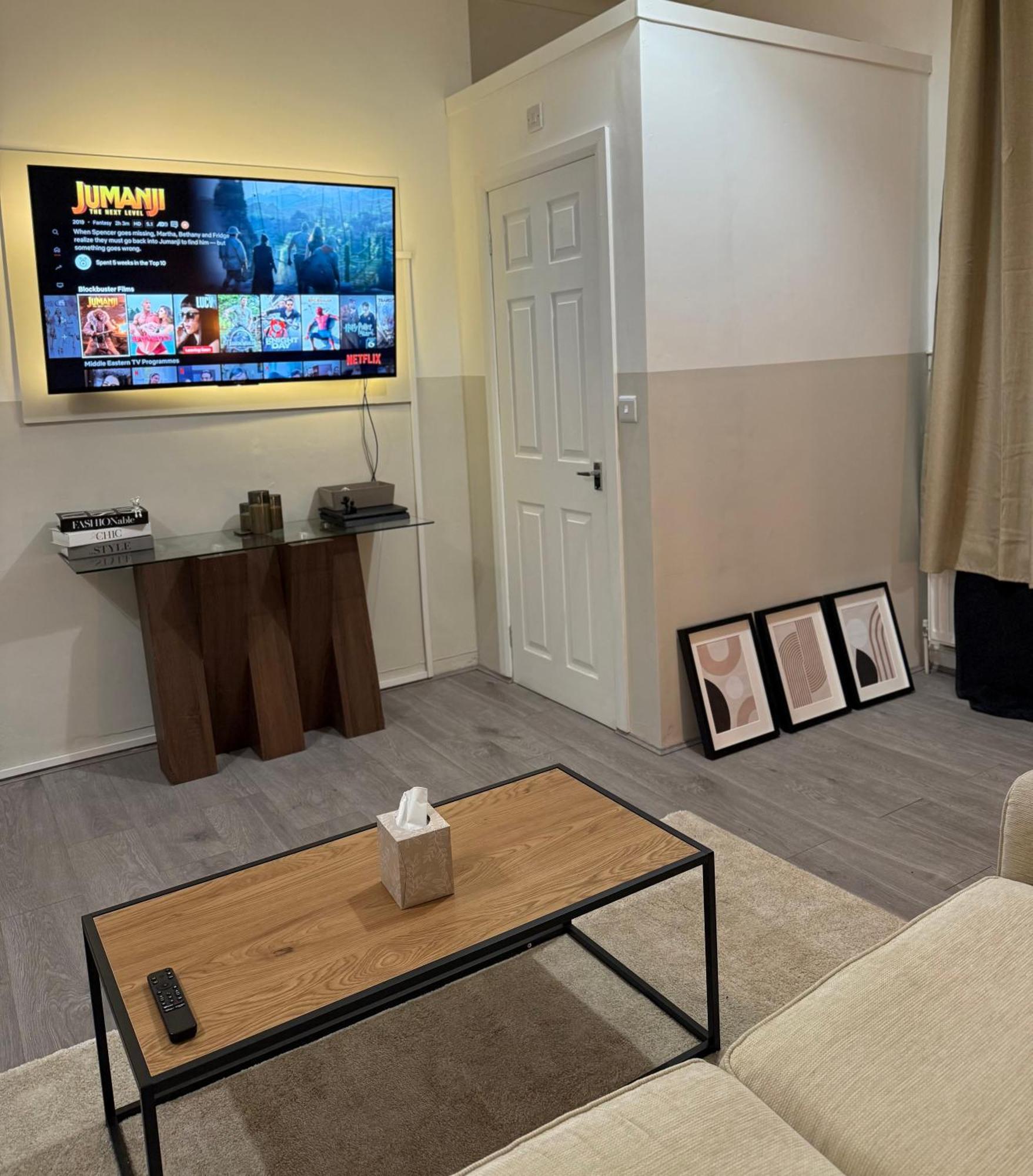 Centre Uni Area Ps4 Netflix Sheffield