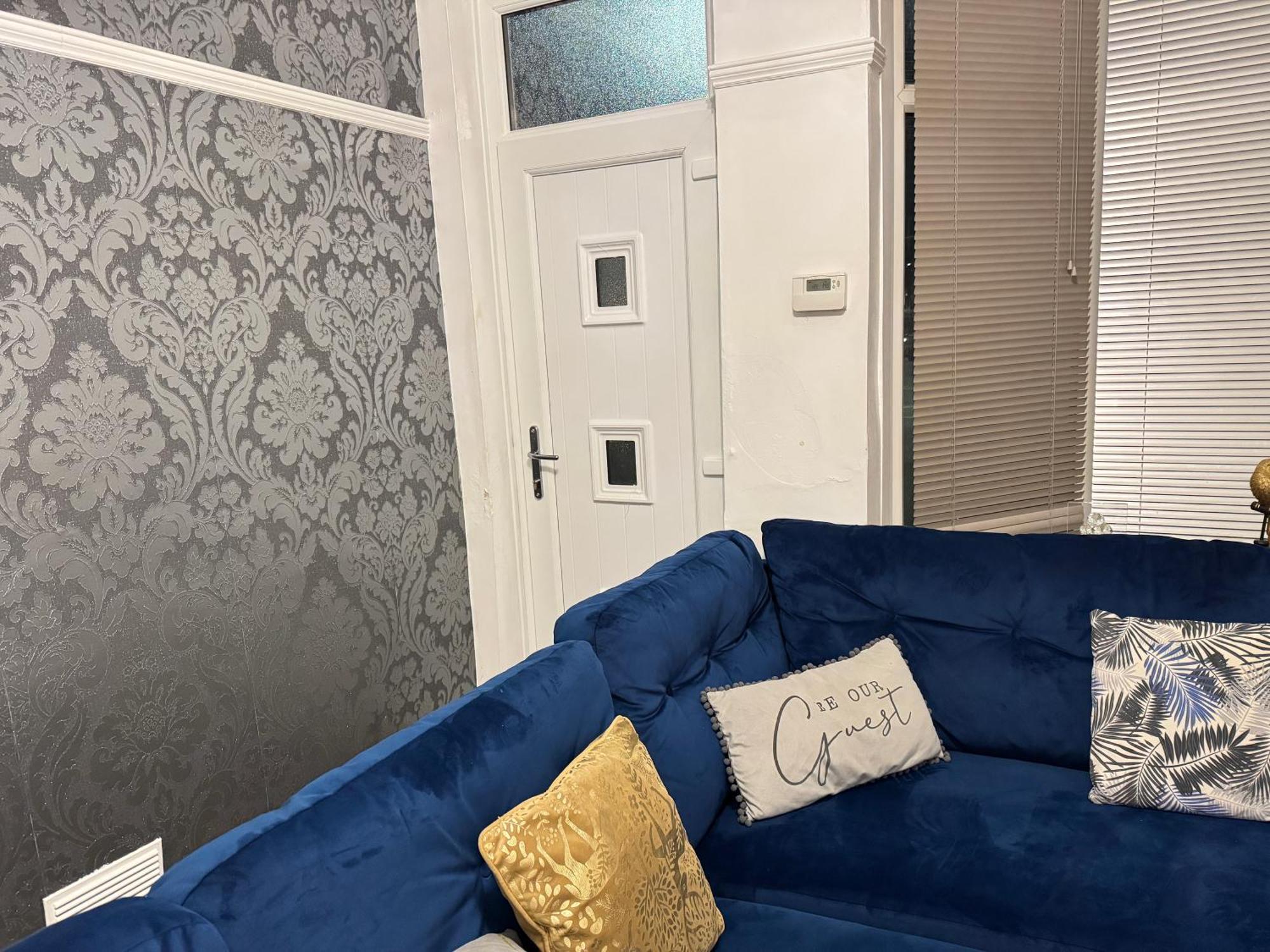 Bed & Breakfast Luxury In Road