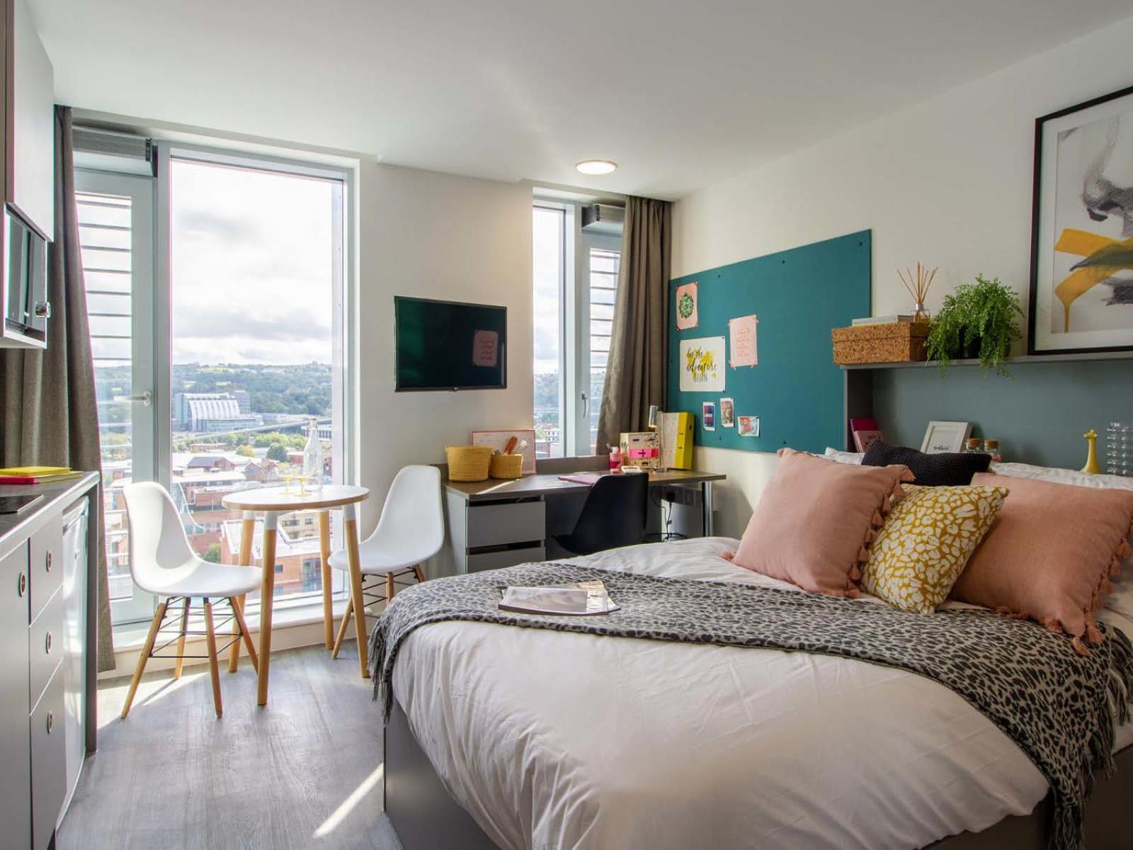 For Student Only Ensuites And At The Gate Near Centre Apartment *