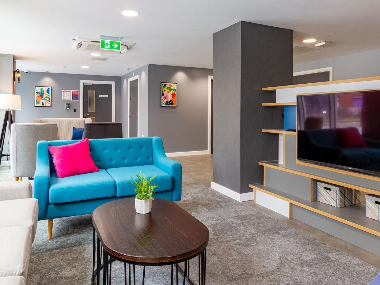 Apartment For Student Only Ensuites And At The Gate Near Centre