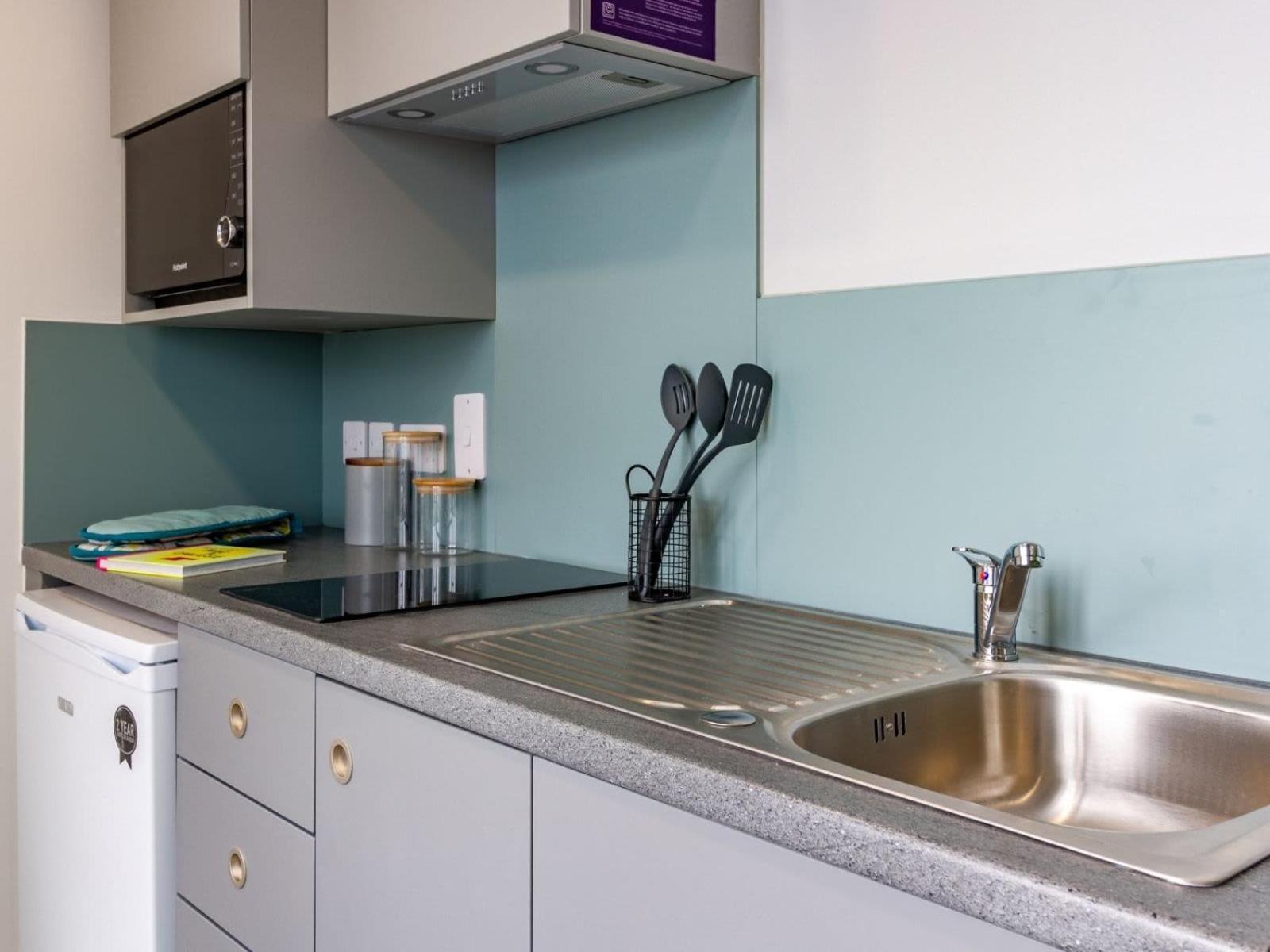 Apartment For Student Only Ensuites And At The Gate Near Centre