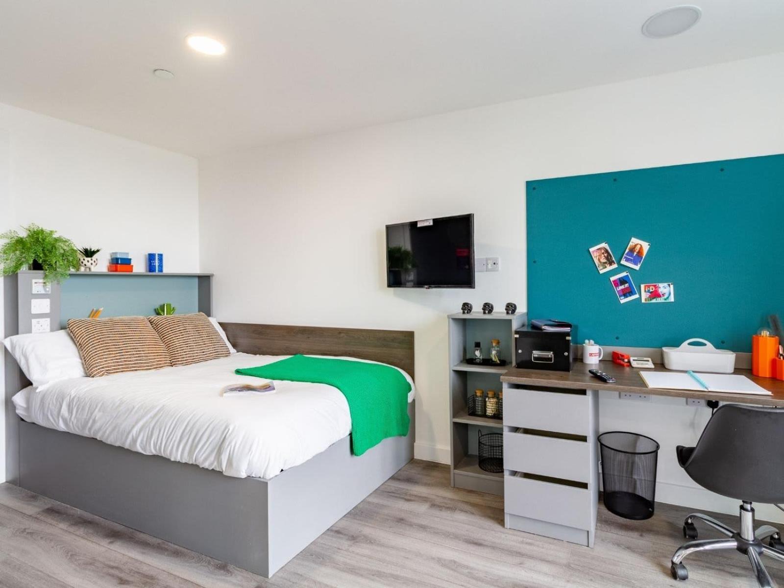 For Student Only Ensuites And At The Gate Near Centre * Sheffield
