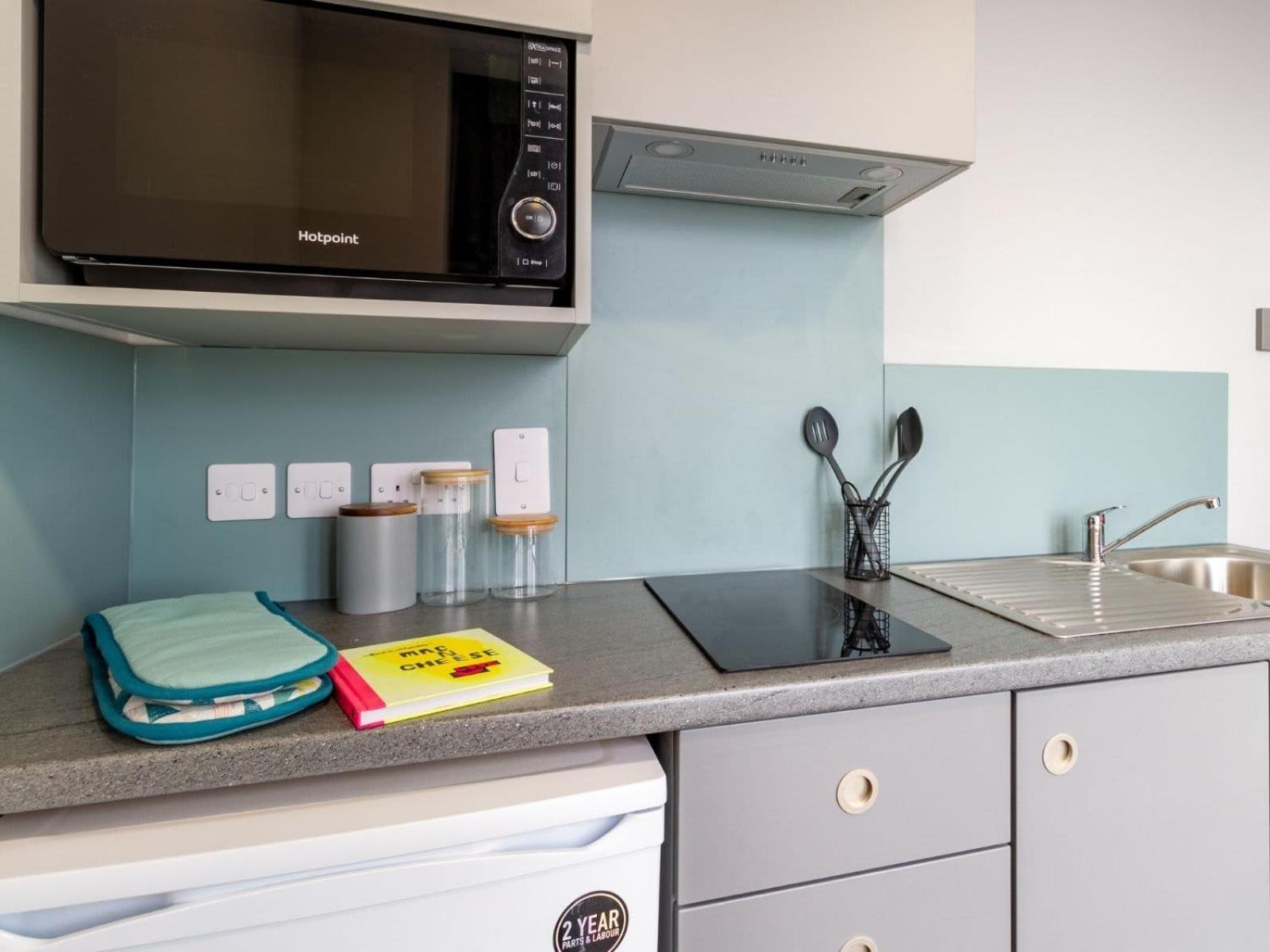 Apartment For Student Only Ensuites And At The Gate Near Centre *