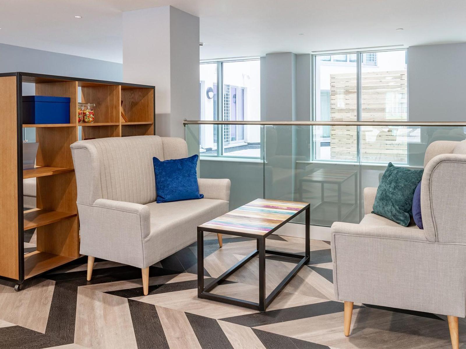 For Student Only Ensuites And At The Gate Near Centre Apartment