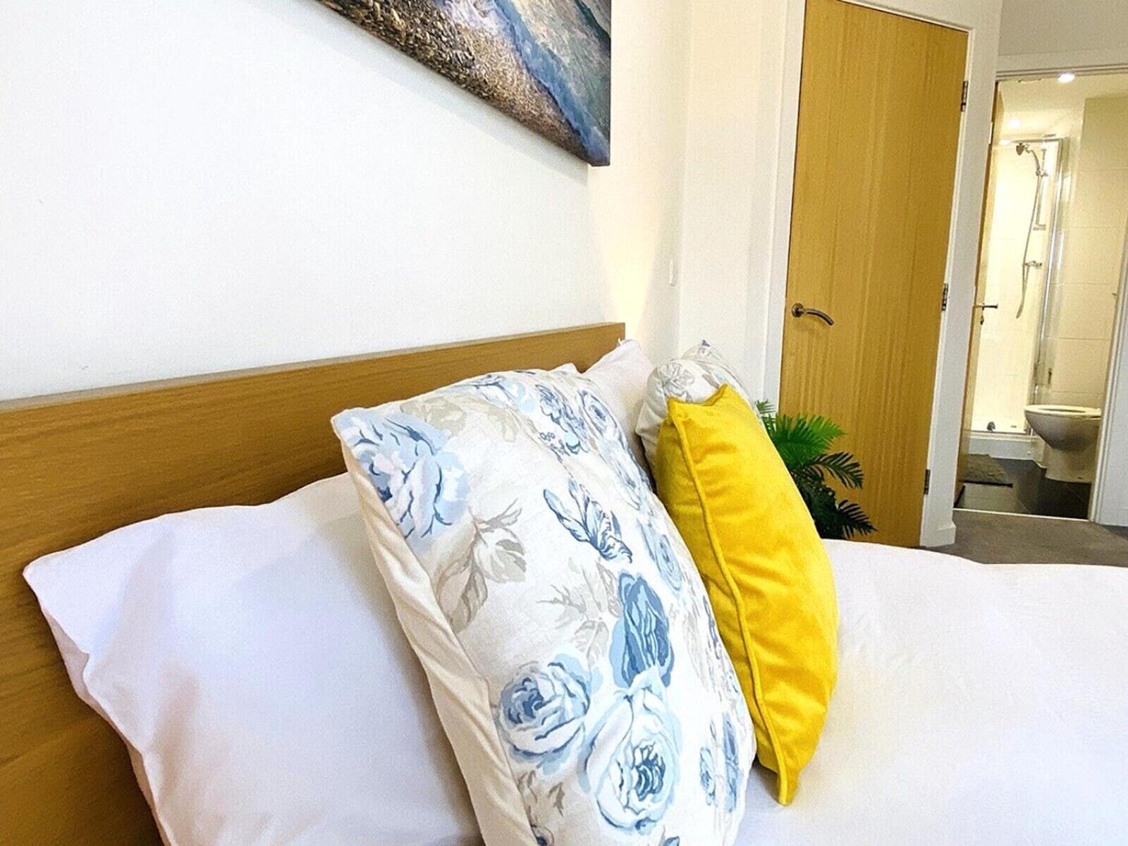 Igloo Viewpoint Centre & Free Parking Apartment *