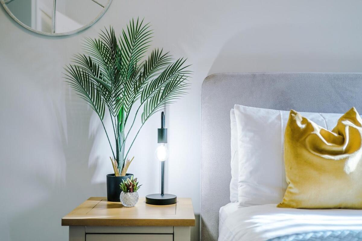 Bank House By Staycay - Brand New! Apartment