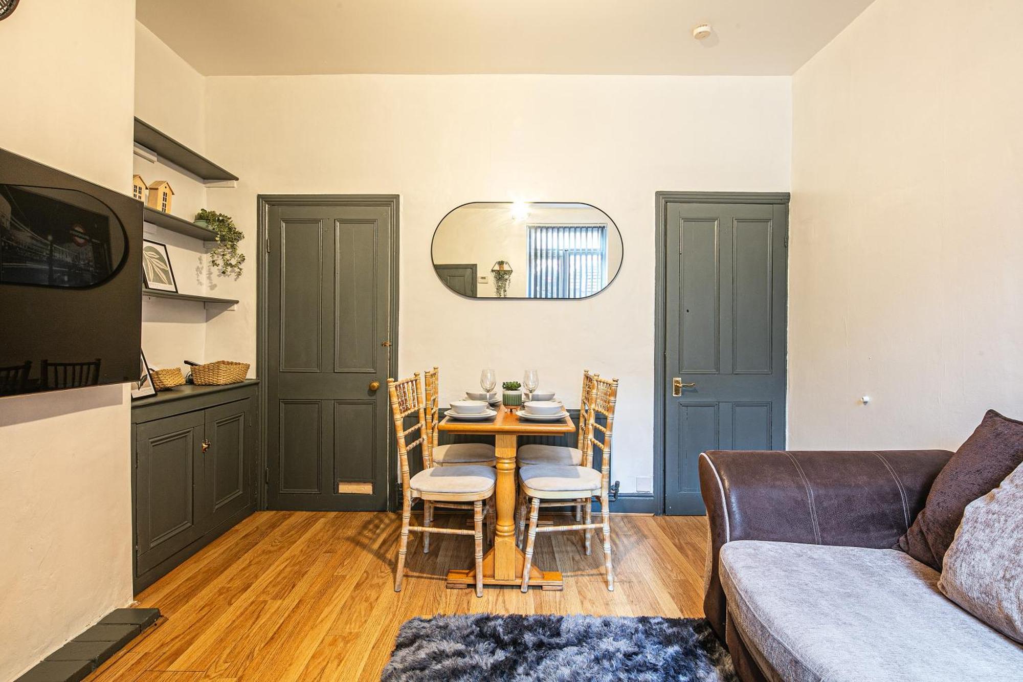 Four Bedrrom House By Brookland Serviced Short Lets With Free Wifi