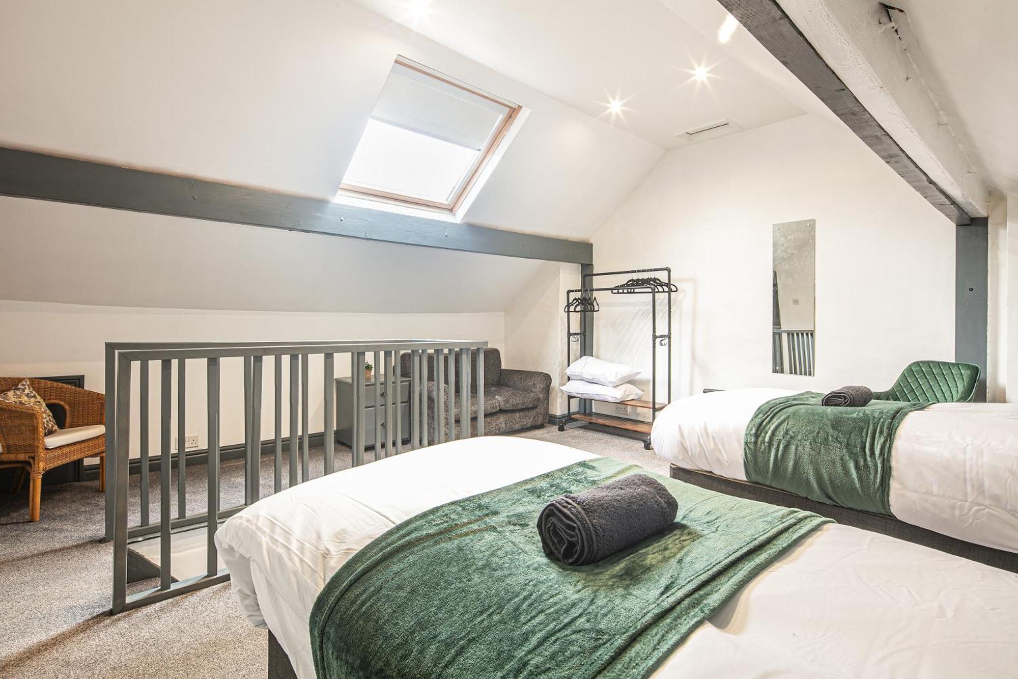 Four Bedrrom House By Brookland Serviced Short Lets With Free Wifi