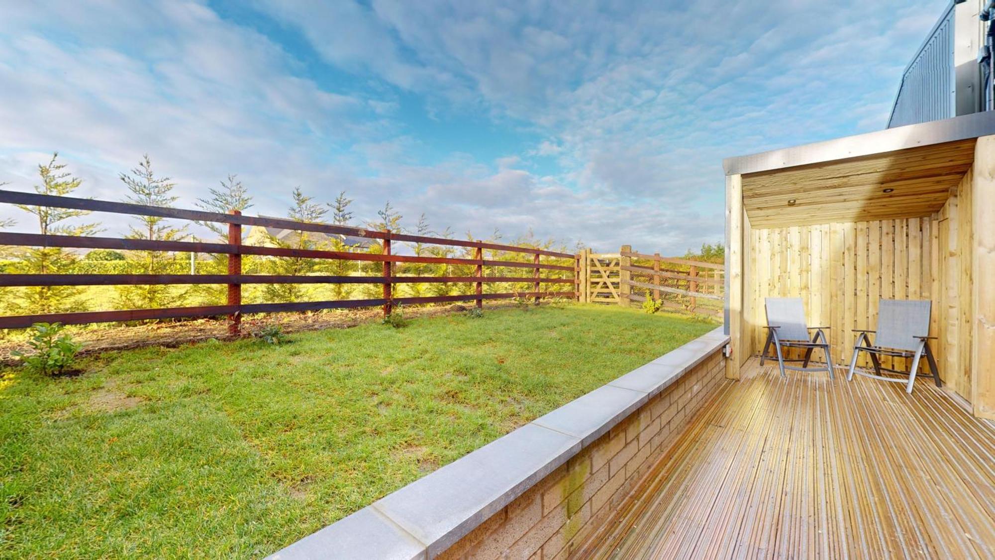 Springwood Barn No2 Merlyn * Sheffield