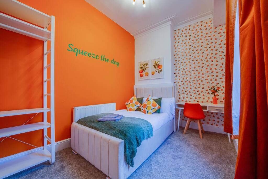 Stunning & Spacious 6br 10 Beds 5min To