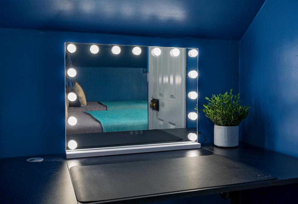 Modern Comfort-family-friendly-near & Peaks *