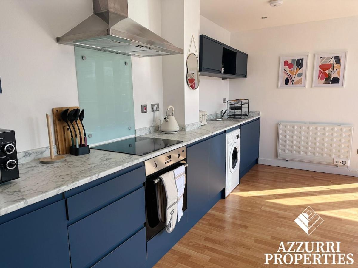 Apartment Monthly For Elegant 2-bedroom Penthouse Your Ultimate Retreat Sheffield