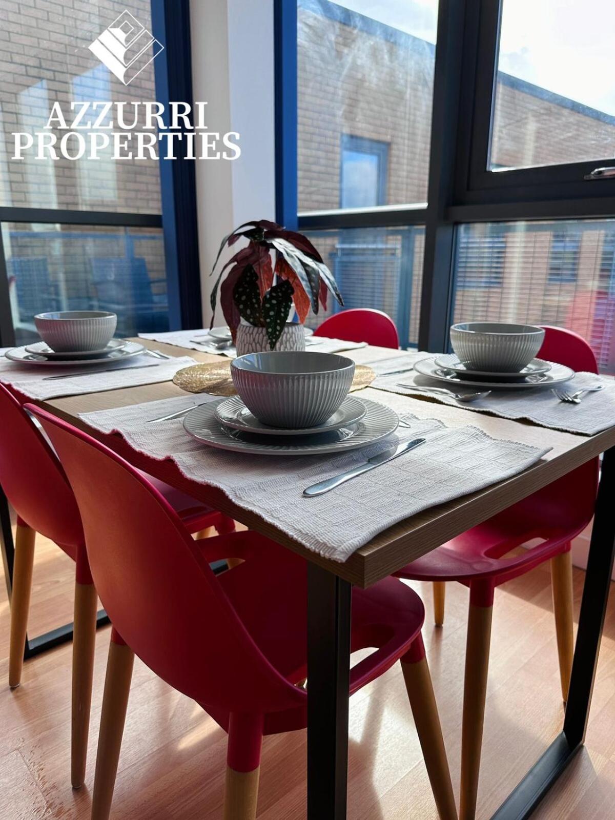 Monthly For Elegant 2-bedroom Penthouse Your Ultimate Retreat *