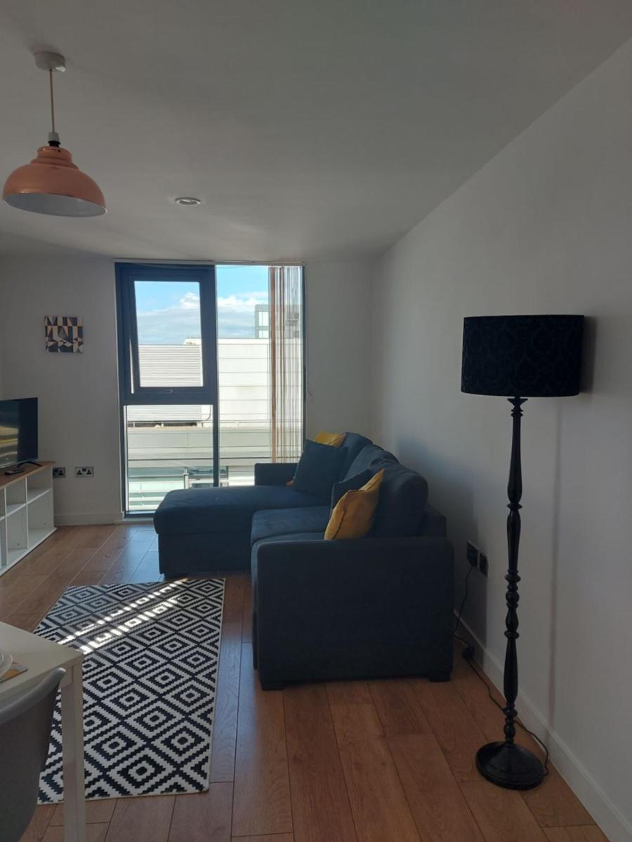 Apartment Lovely Stylish 2 Bedroom Serviced In Free Wifi Sheffield
