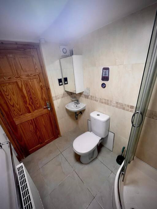 Homely Duplex 4 Bed & 3 Bathrooms Apartment