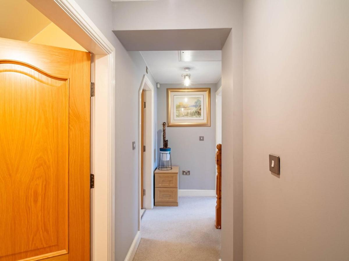 Exclusive 3-bedroom In Villa