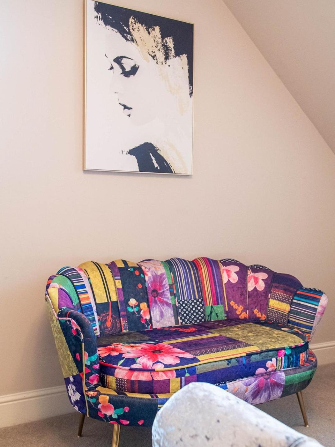 Exclusive 3-bedroom In Villa Sheffield