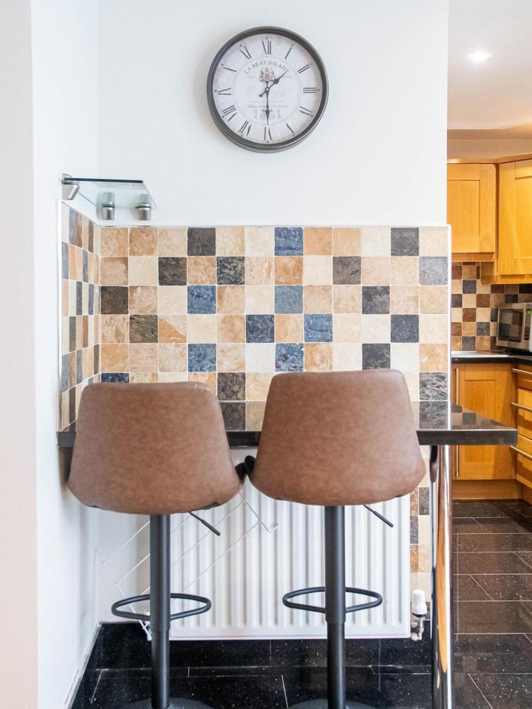 Exclusive 3-bedroom In Villa Sheffield