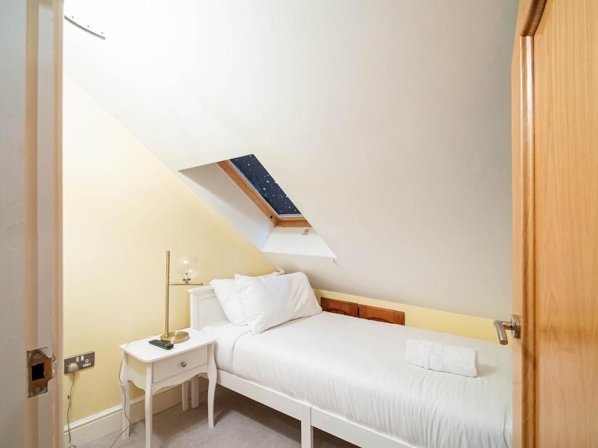 Exclusive 3-bedroom In *